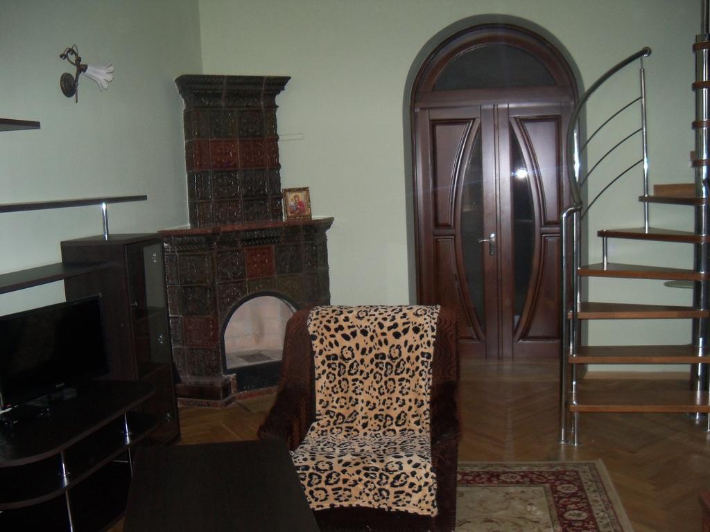 Apartment Roman Львов Экстерьер фото